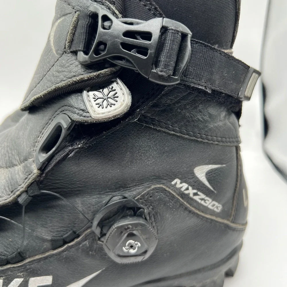Lake MXZ303 Winter Cycling Boots Black Leather BOA Vibram MTB Mens 10 Subzero